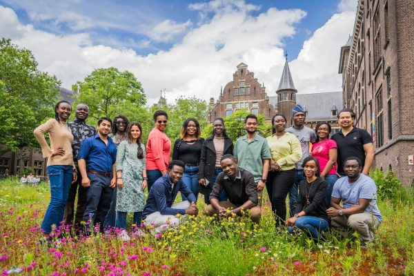 Share-Net International a le plaisir d’annoncer les offres de cours 2025 du KIT Institute, conçues pour les professionnels qui s’engagent à faire progresser leurs connaissances et leurs compétences en matière de santé et de droits sexuels et reproductifs (SDSR).