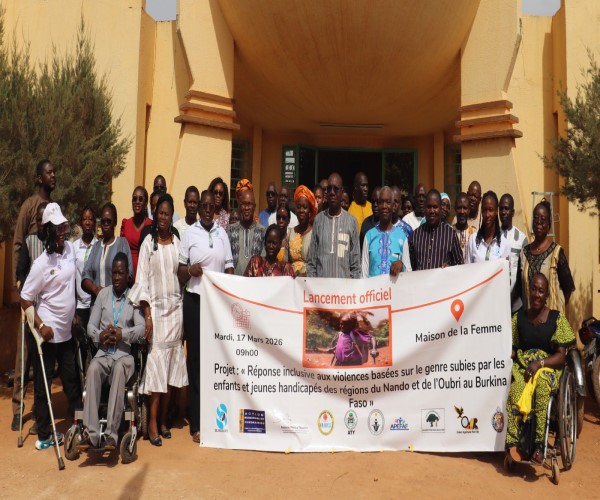 𝗥𝗢𝗘𝗛𝗜-𝗕𝗙 : 𝗹𝗮𝗻𝗰𝗲𝗺𝗲𝗻𝘁 𝗼𝗳𝗳𝗶𝗰𝗶𝗲𝗹 𝗱𝘂 𝗽𝗿𝗼𝗷𝗲𝘁 « 𝗥é𝗽𝗼𝗻𝘀𝗲 𝗶𝗻𝗰𝗹𝘂𝘀𝗶𝘃𝗲 𝗮𝘂𝘅 𝗩𝗕𝗚 𝘀𝘂𝗯𝗶𝗲𝘀 𝗽𝗮𝗿 𝗹𝗲𝘀 𝗲𝗻𝗳𝗮𝗻𝘁𝘀 𝗲𝘁 𝗷𝗲𝘂𝗻𝗲𝘀 𝗵𝗮𝗻𝗱𝗶𝗰𝗮𝗽é𝘀 𝗱𝗲𝘀 𝗿é𝗴𝗶𝗼𝗻𝘀 𝗱𝗲 𝗡𝗮𝗻𝗱𝗼 𝗲𝘁 𝗢𝘂𝗯𝗿𝗶 »